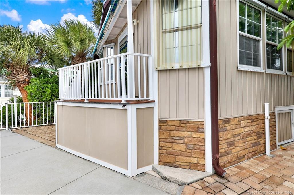 10701 S Ocean Drive 811