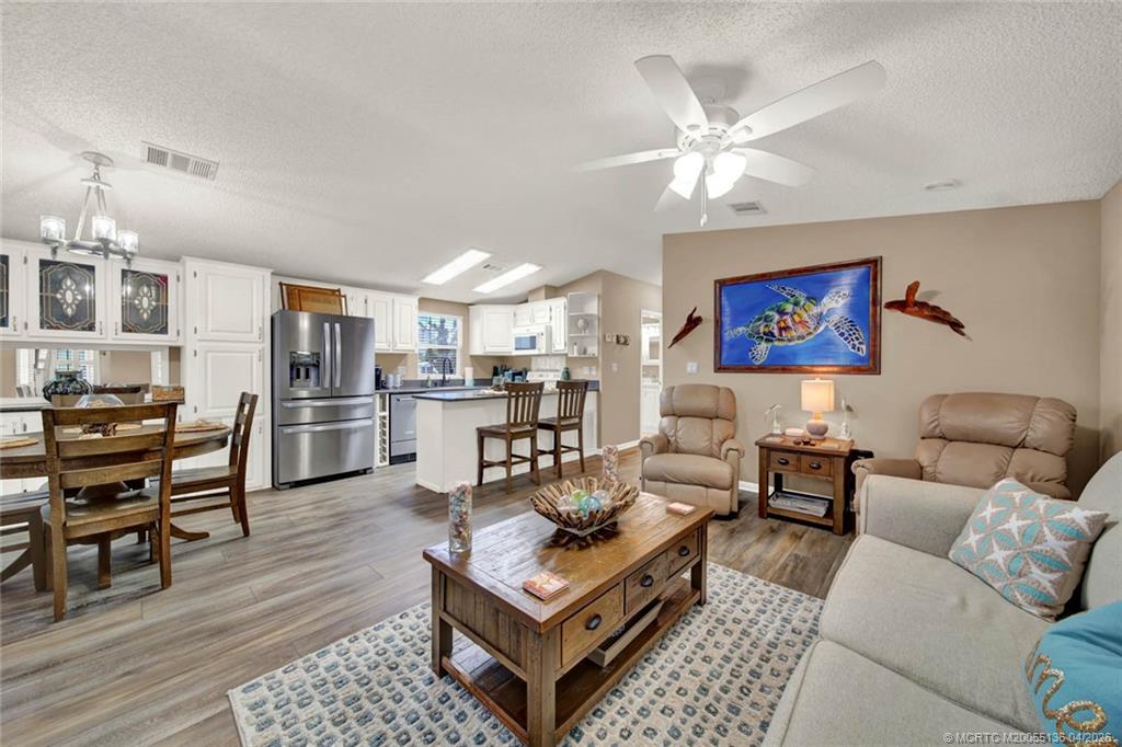 10701 S Ocean Drive 811