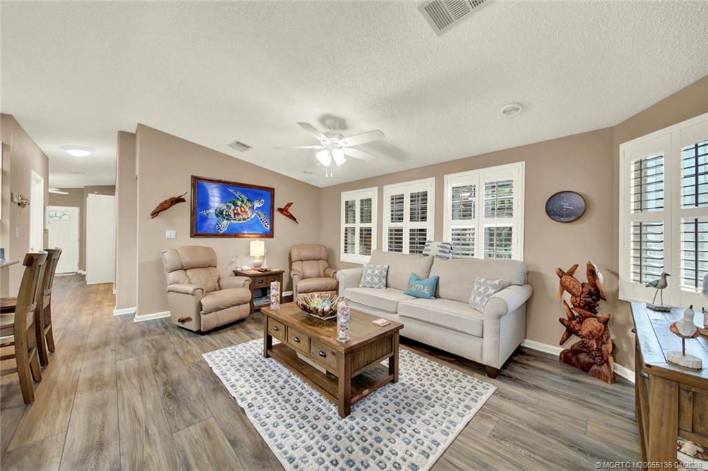 10701 S Ocean Drive 811