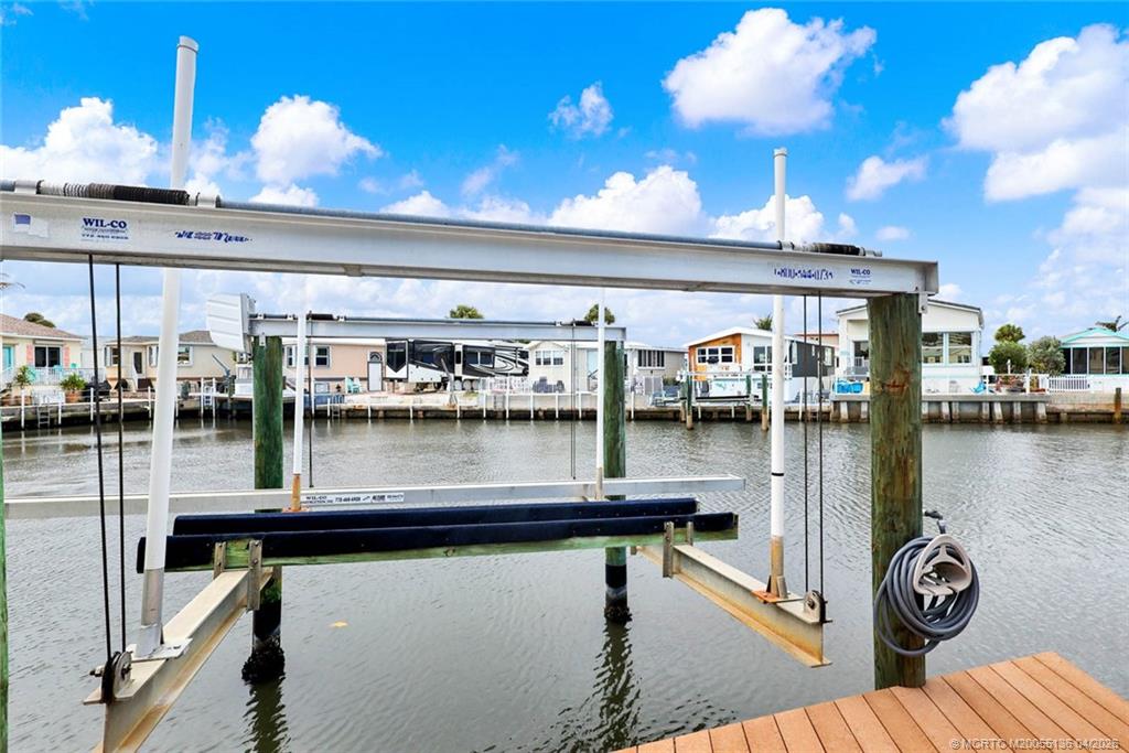10701 S Ocean Drive 811