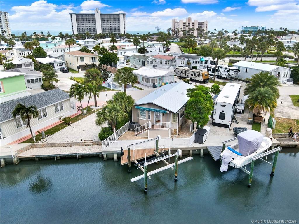 10701 S Ocean Drive 811