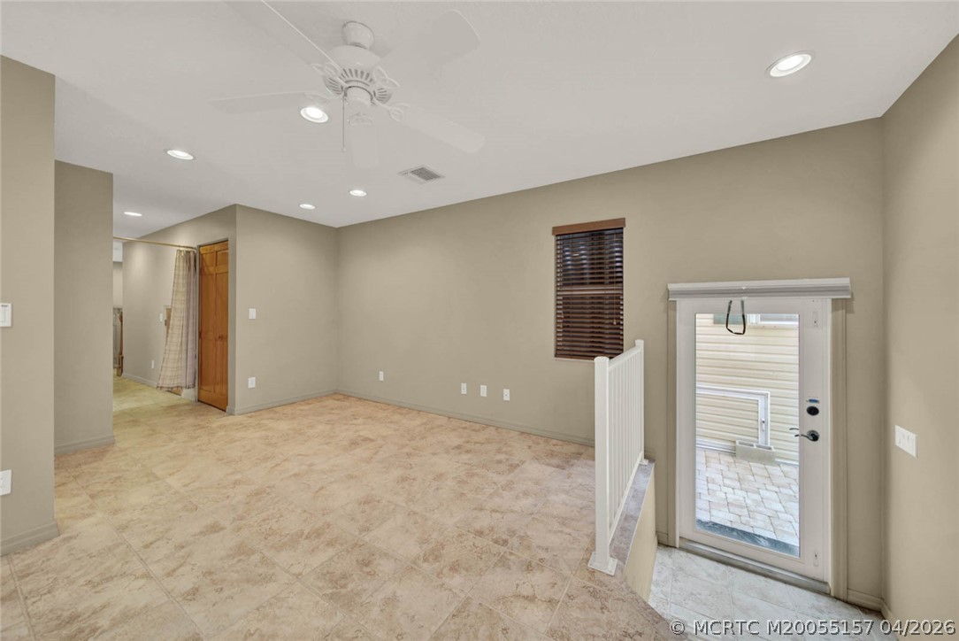 10725 S Ocean Drive 401