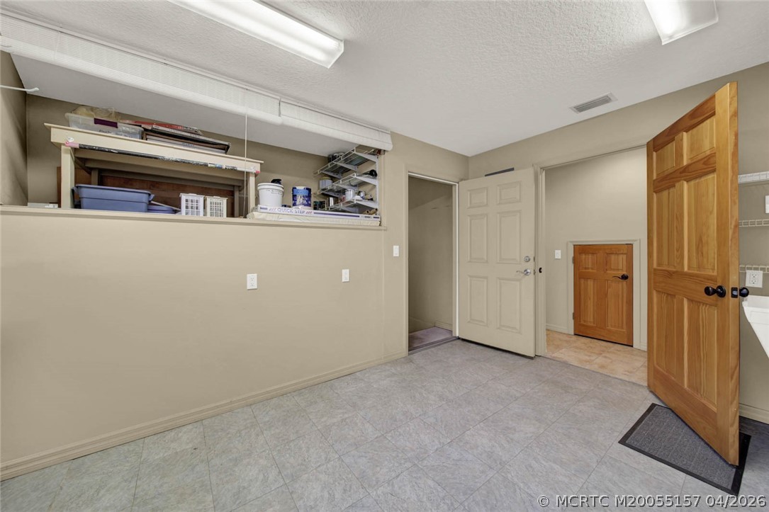10725 S Ocean Drive 401