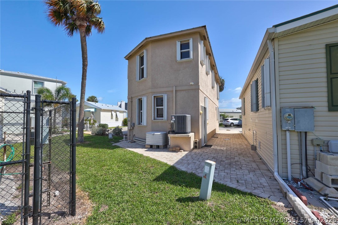 10725 S Ocean Drive 401