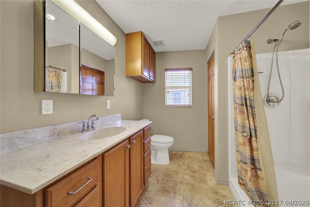 10725 S Ocean Drive 401