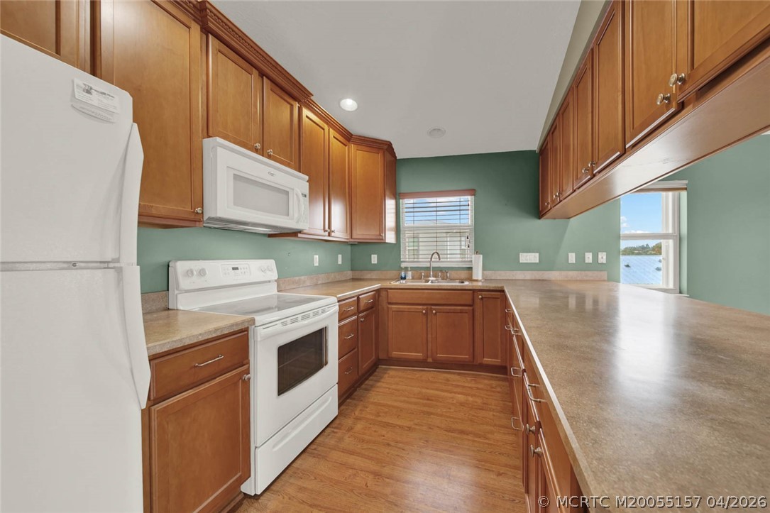 10725 S Ocean Drive 401