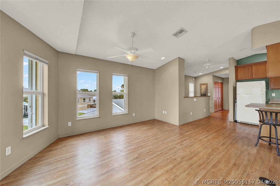 10725 S Ocean Drive 401