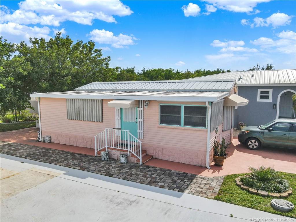 10701 S Ocean Drive 611
