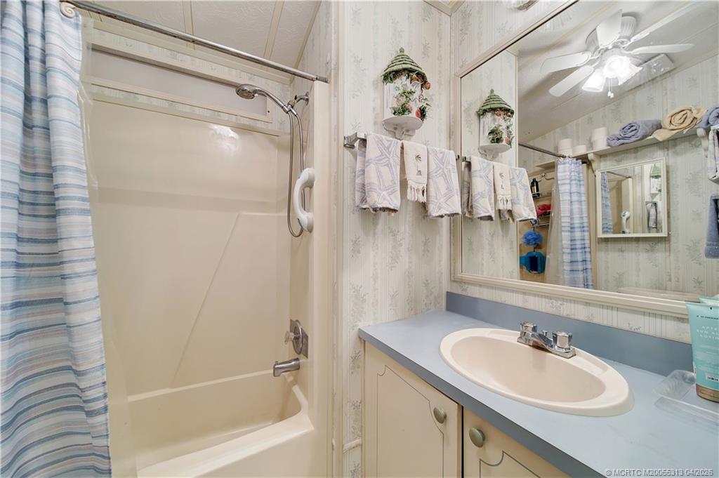 10701 S Ocean Drive 611