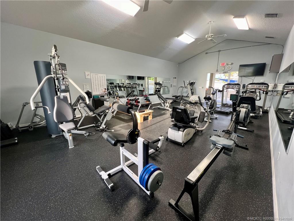 10701 S Ocean Drive 611