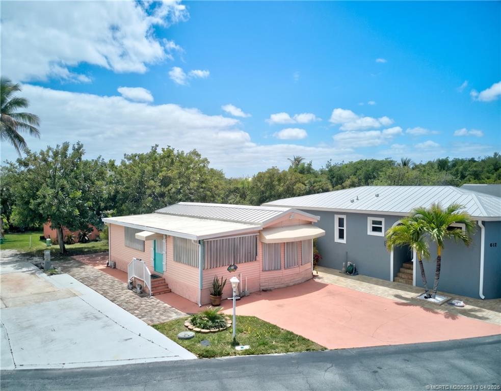 10701 S Ocean Drive 611