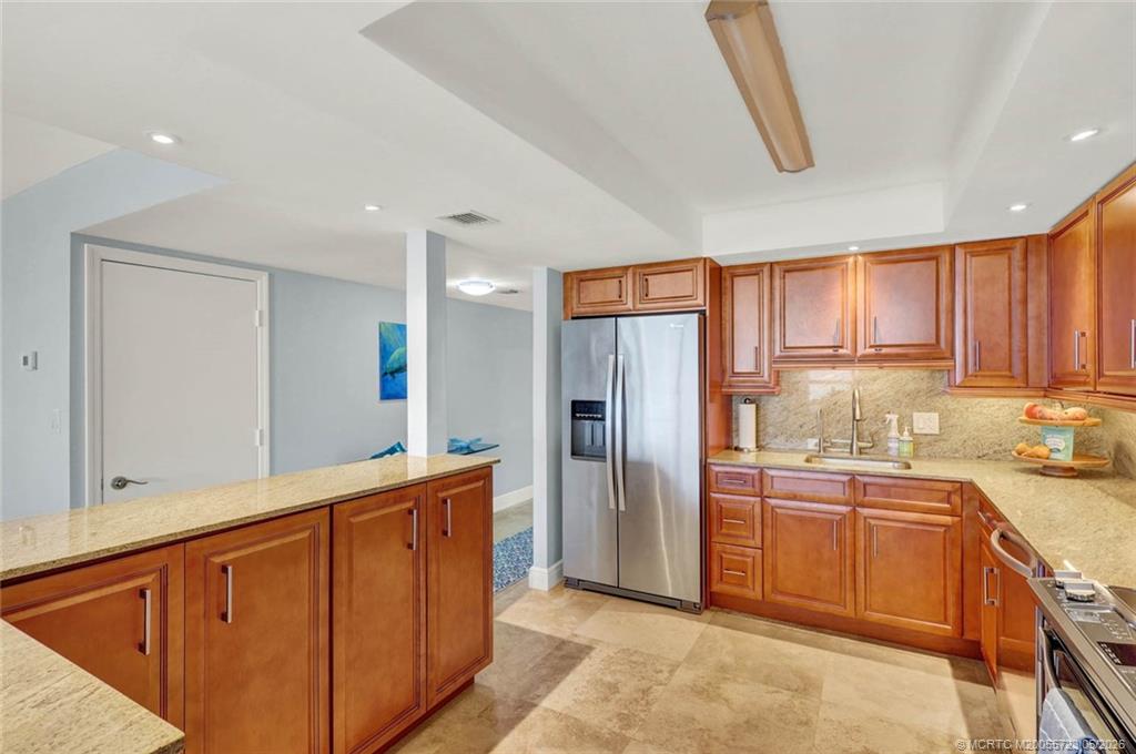 10410 S Ocean Drive 504