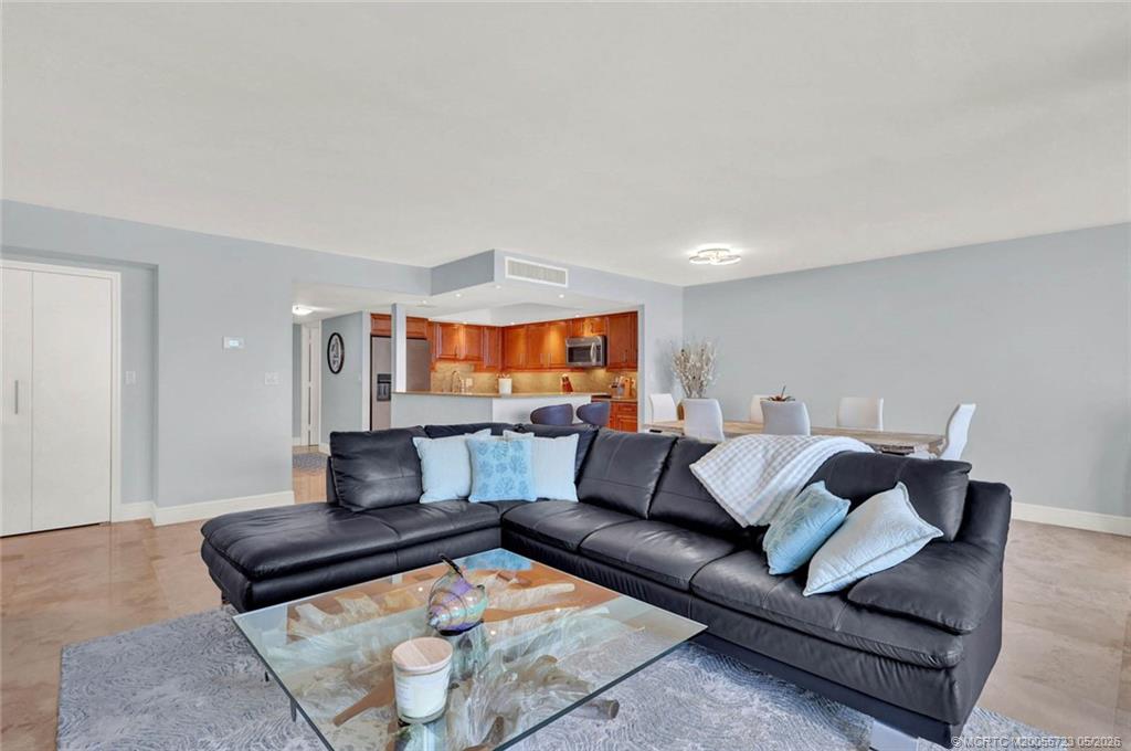10410 S Ocean Drive 504