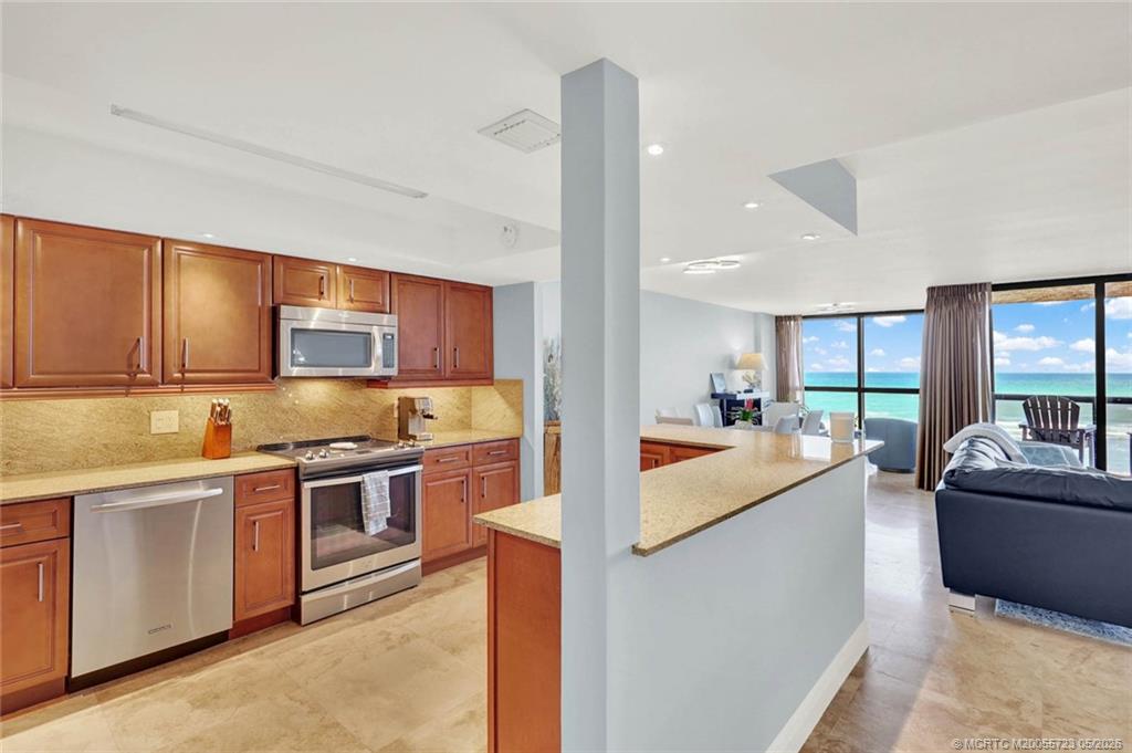 10410 S Ocean Drive 504