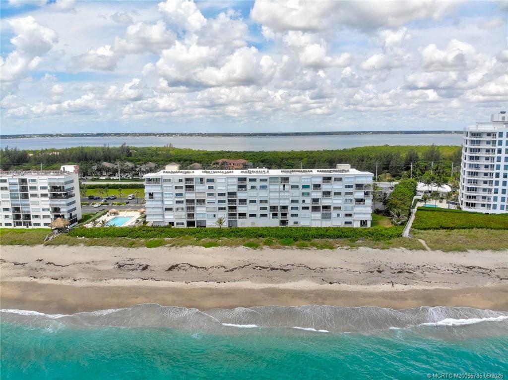 10102 S Ocean Drive 401A