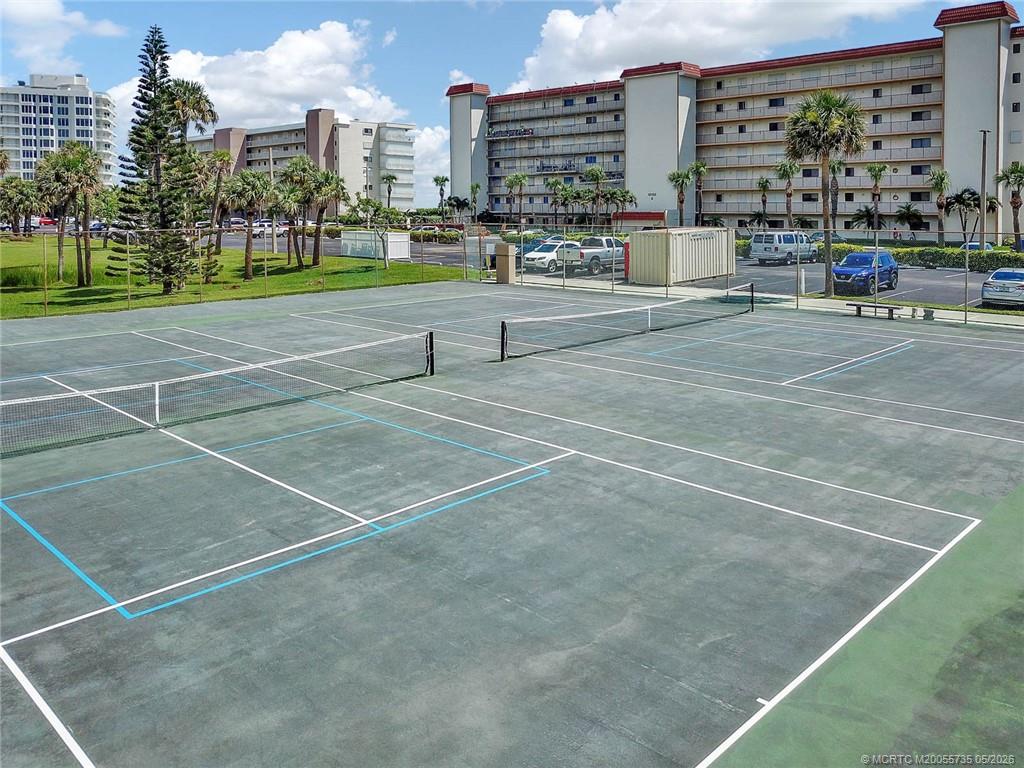10102 S Ocean Drive 401A