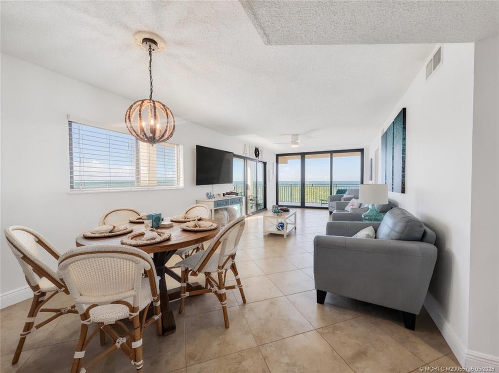 10102 S Ocean Drive 401A