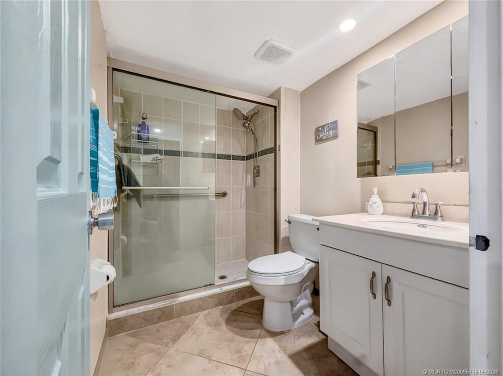 10102 S Ocean Drive 401A