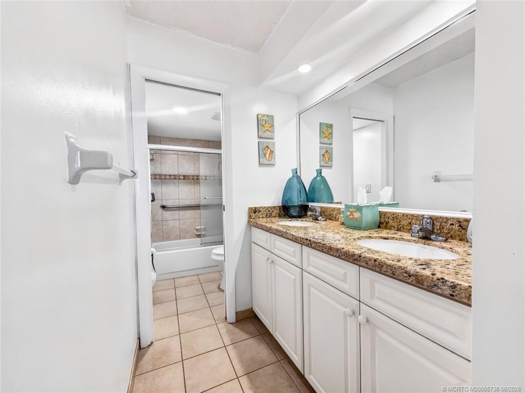 10102 S Ocean Drive 401A