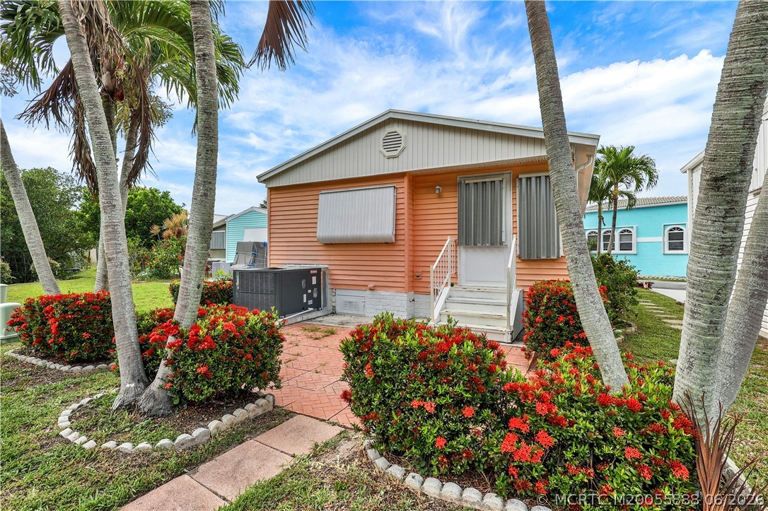 10701 S Ocean Drive 617