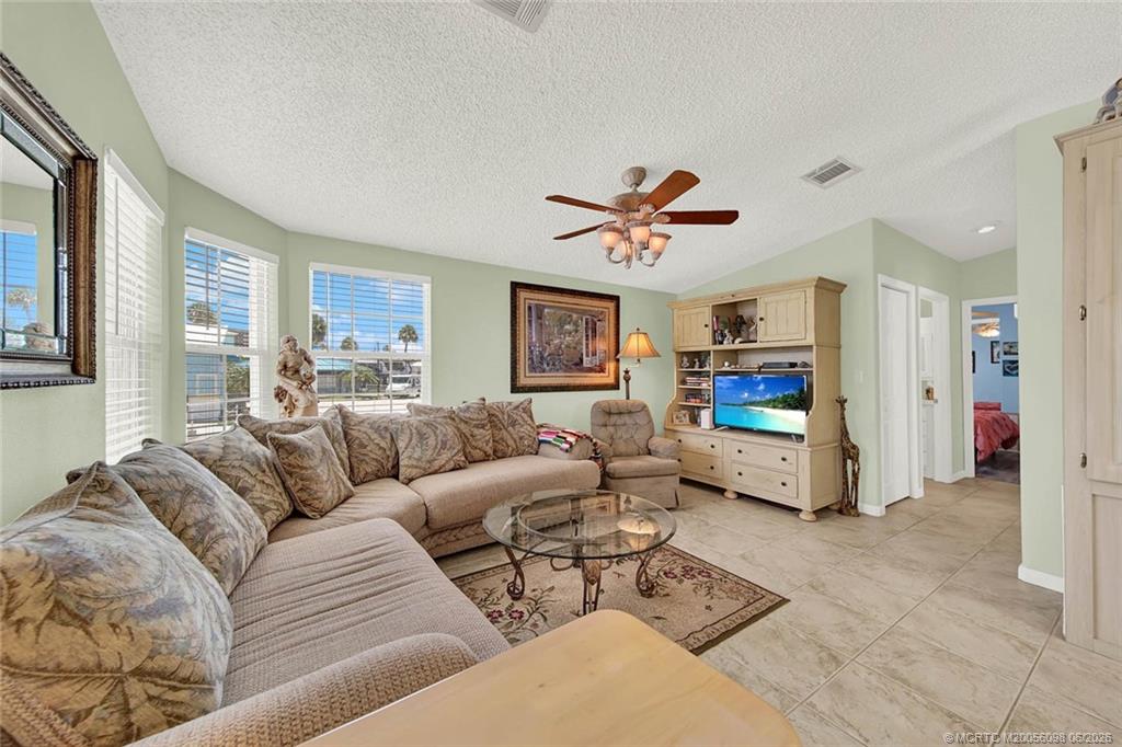 10725 S Ocean Drive 410