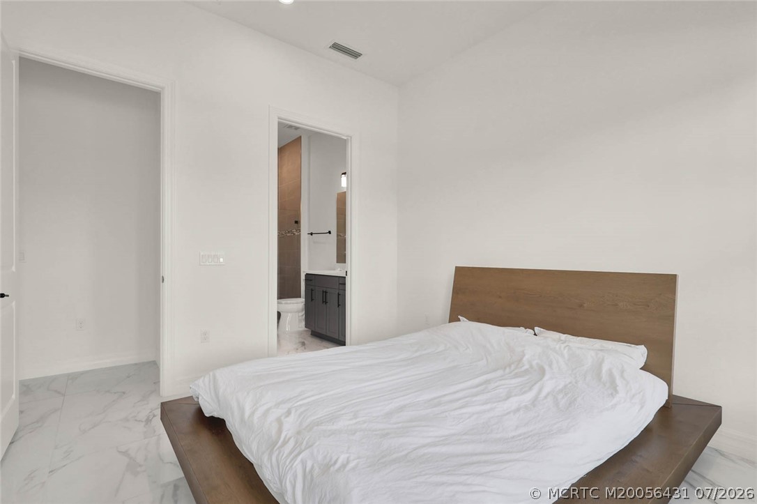 10405 Northbrook Circle