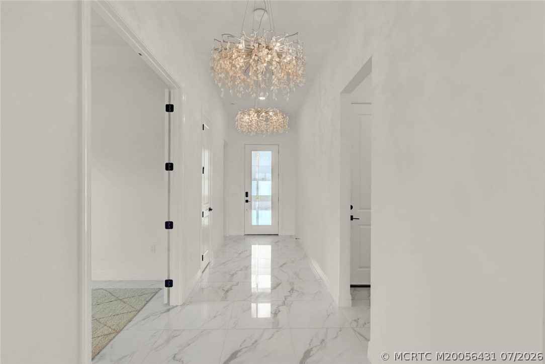 10405 Northbrook Circle