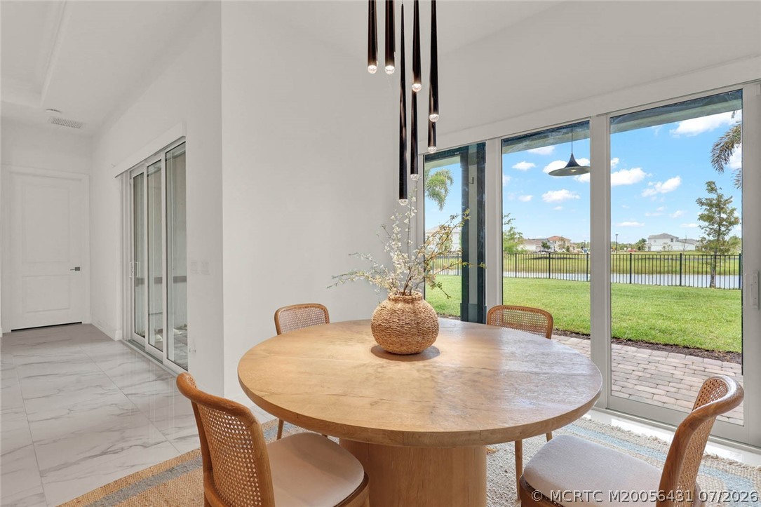 10405 Northbrook Circle
