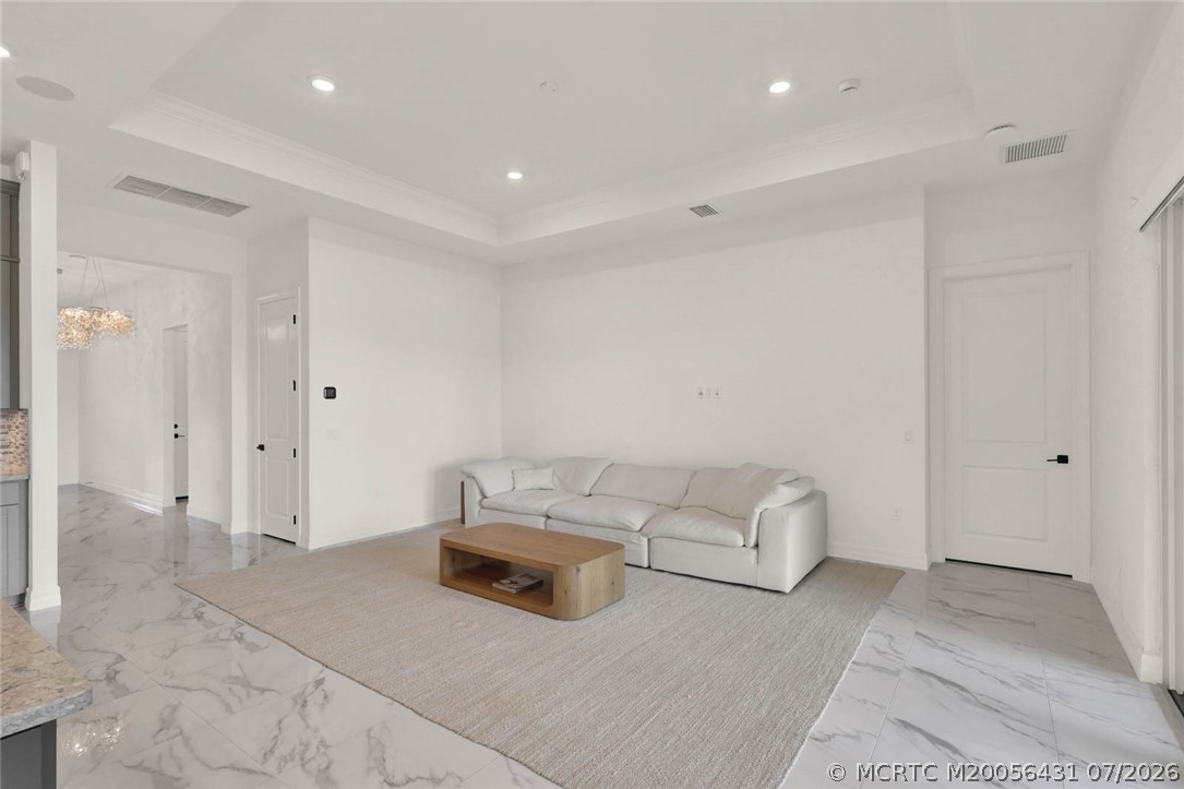 10405 Northbrook Circle