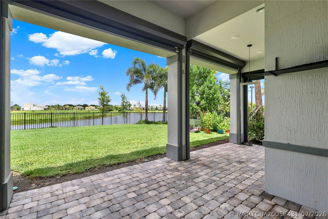 10405 Northbrook Circle
