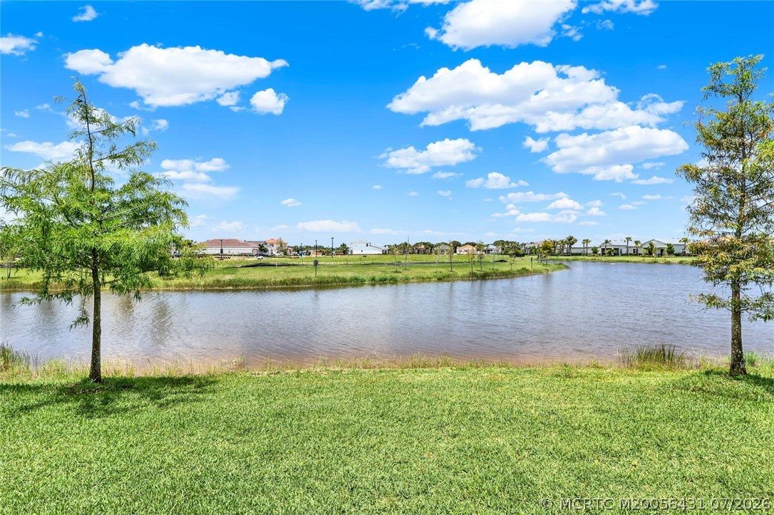 10405 Northbrook Circle