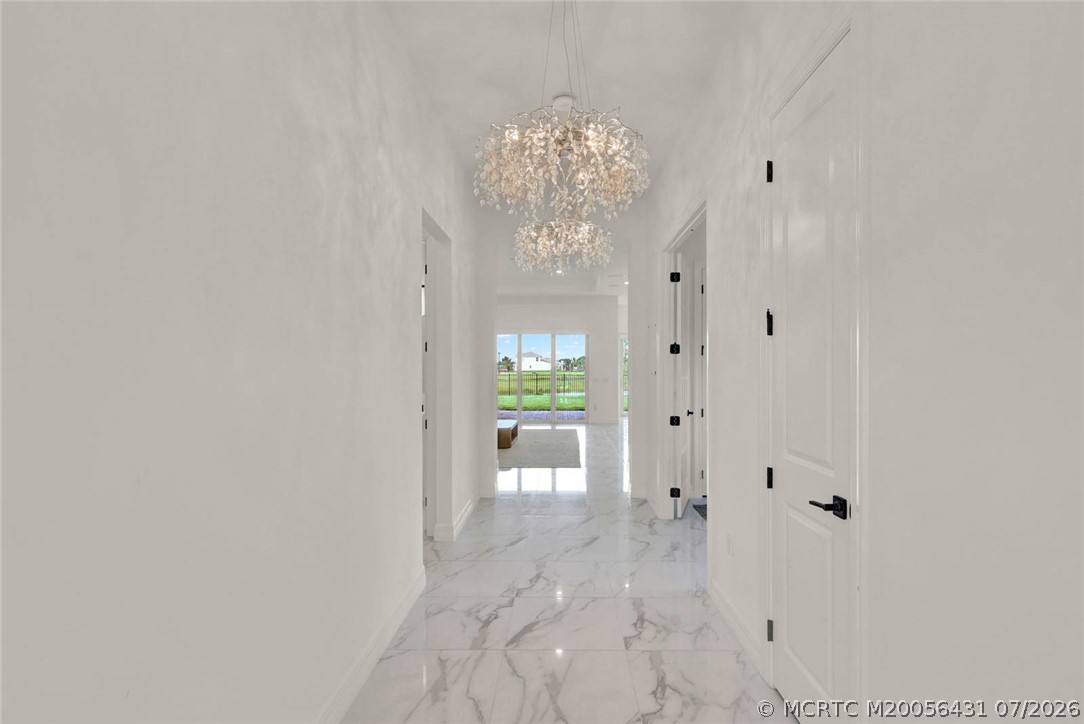 10405 Northbrook Circle