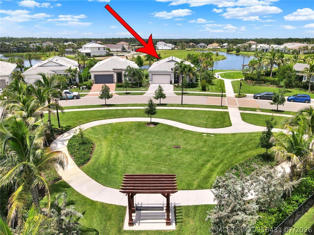 10405 Northbrook Circle