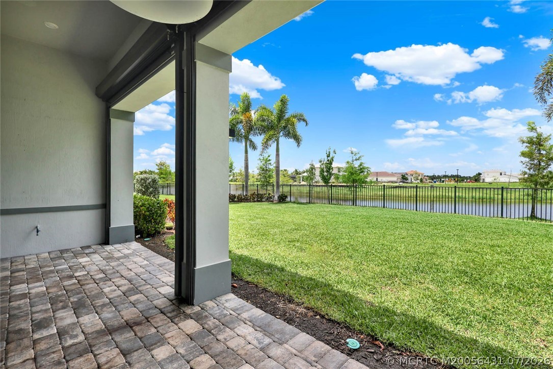 10405 Northbrook Circle
