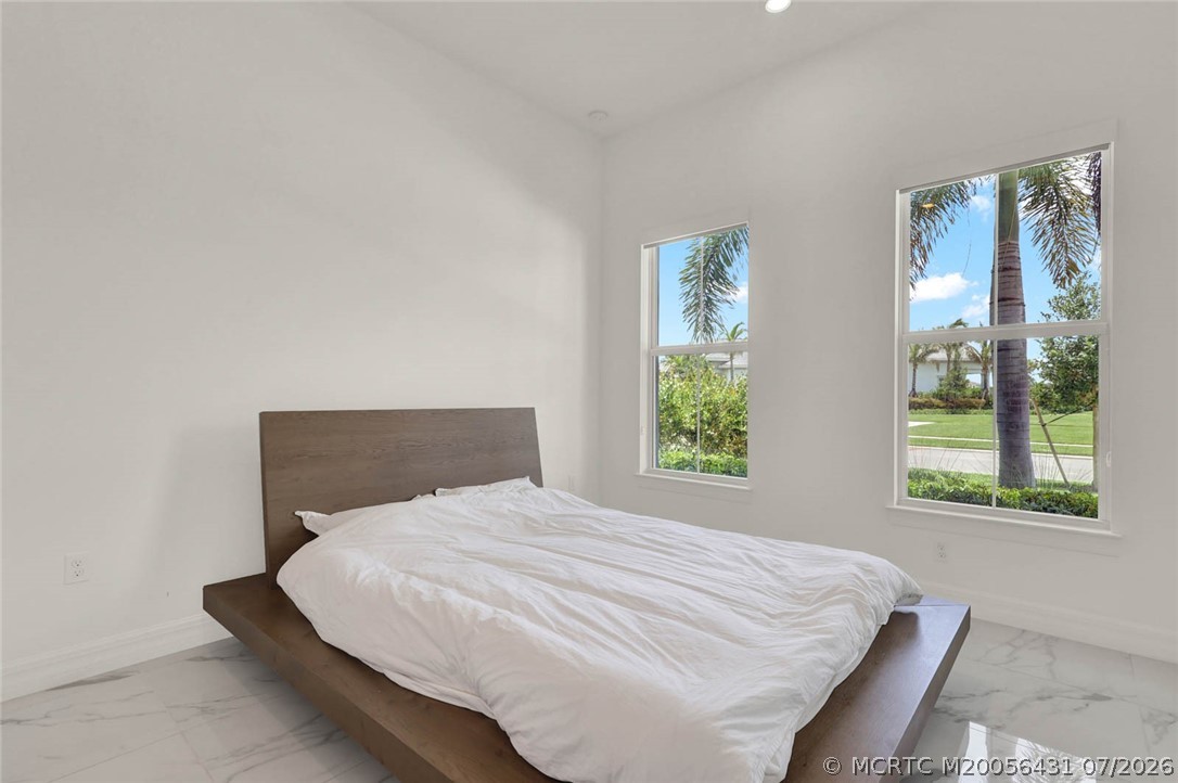 10405 Northbrook Circle