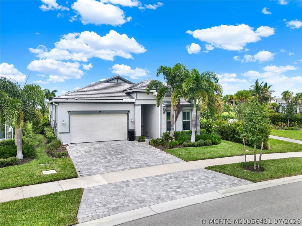 10405 Northbrook Circle