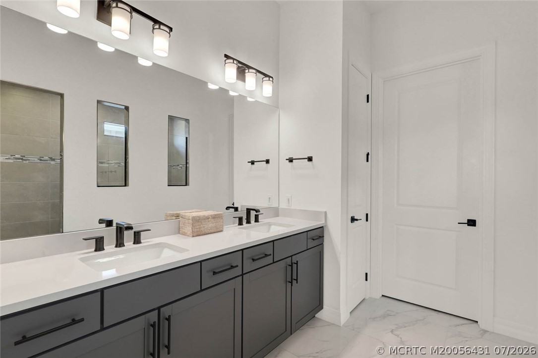10405 Northbrook Circle