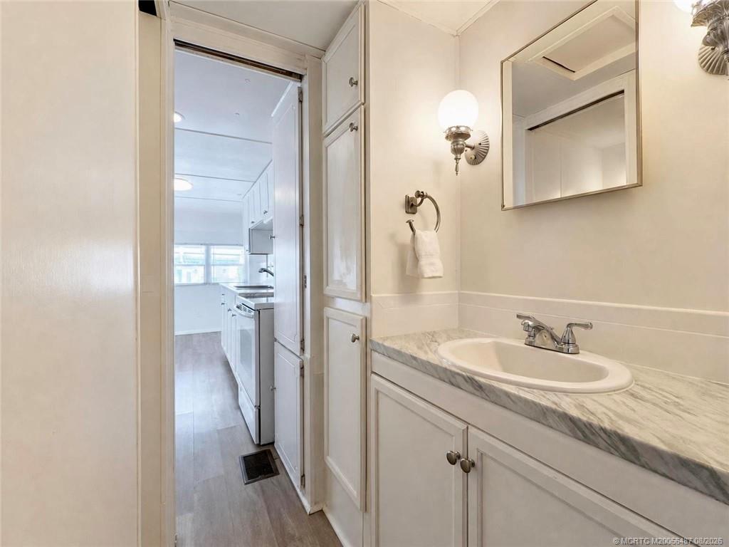 10701 S Ocean Drive 842