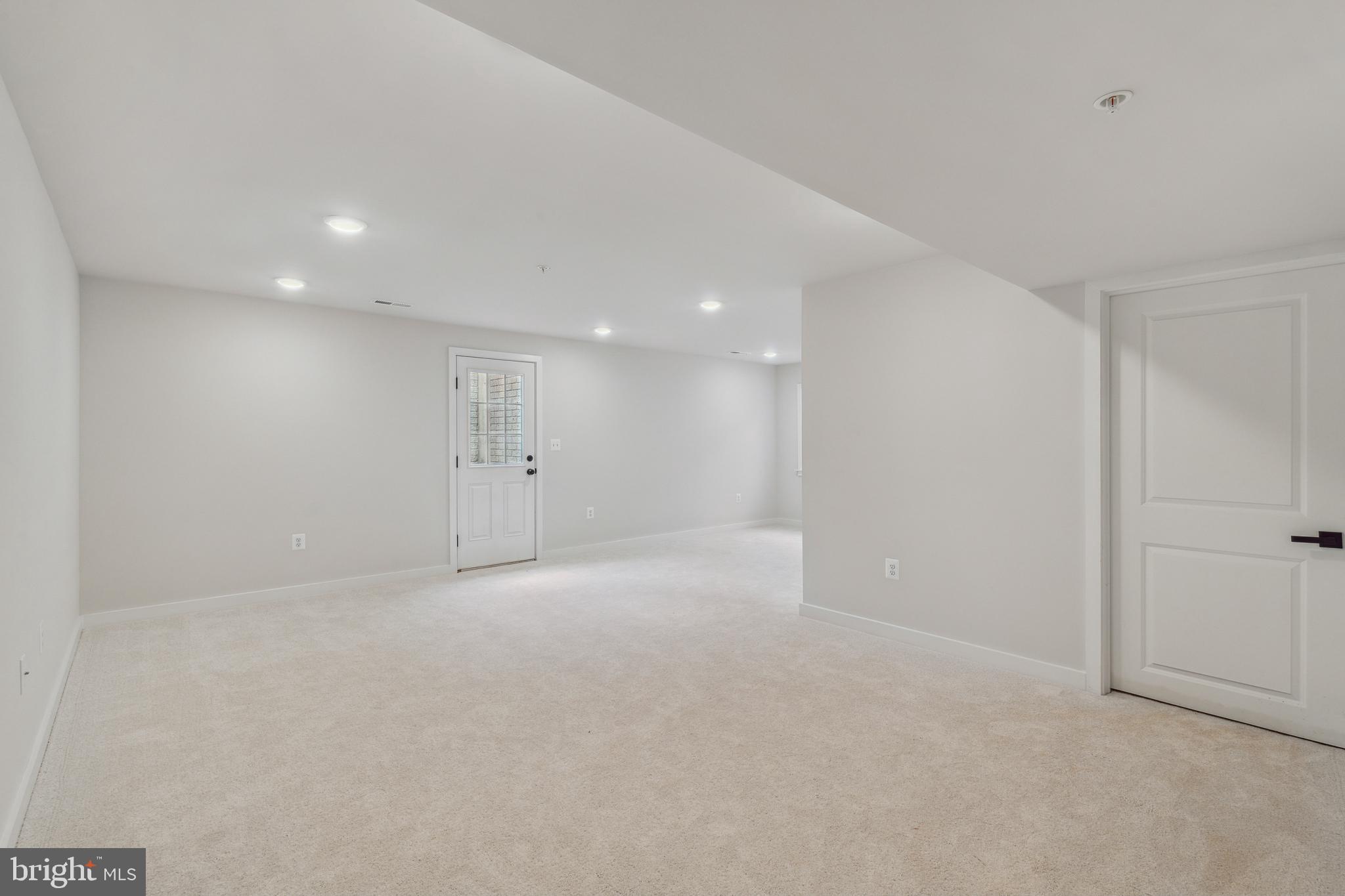 7823 Jude Ln
