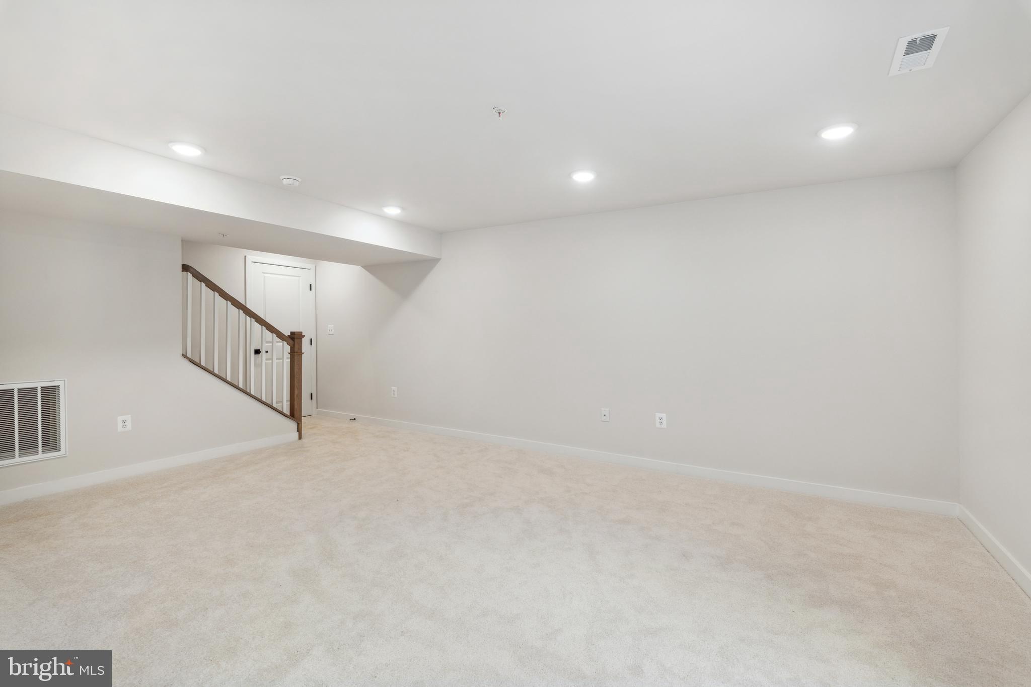 7823 Jude Ln