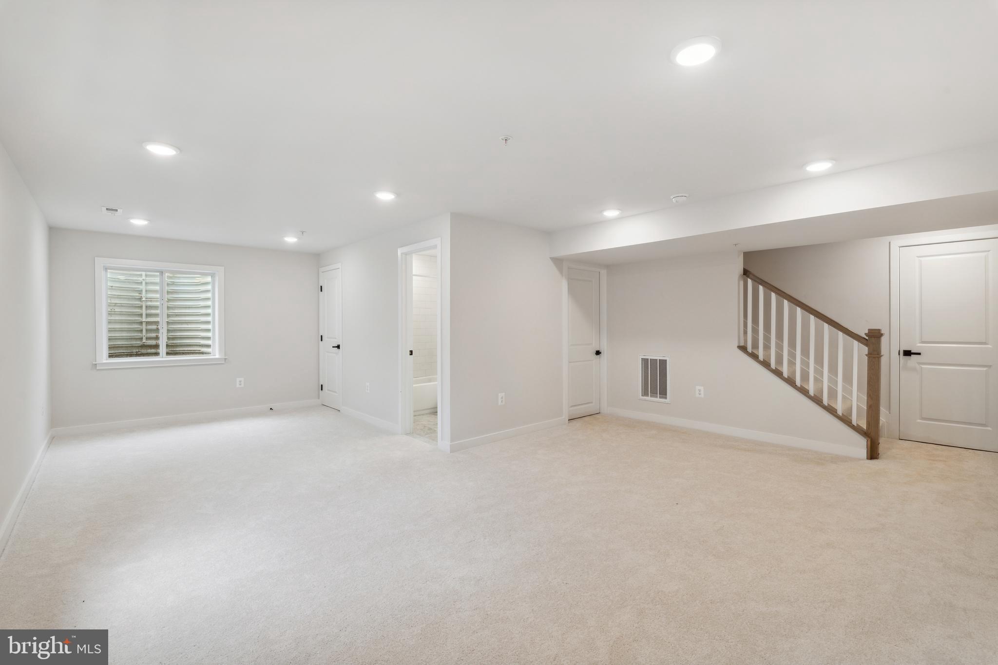 7823 Jude Ln