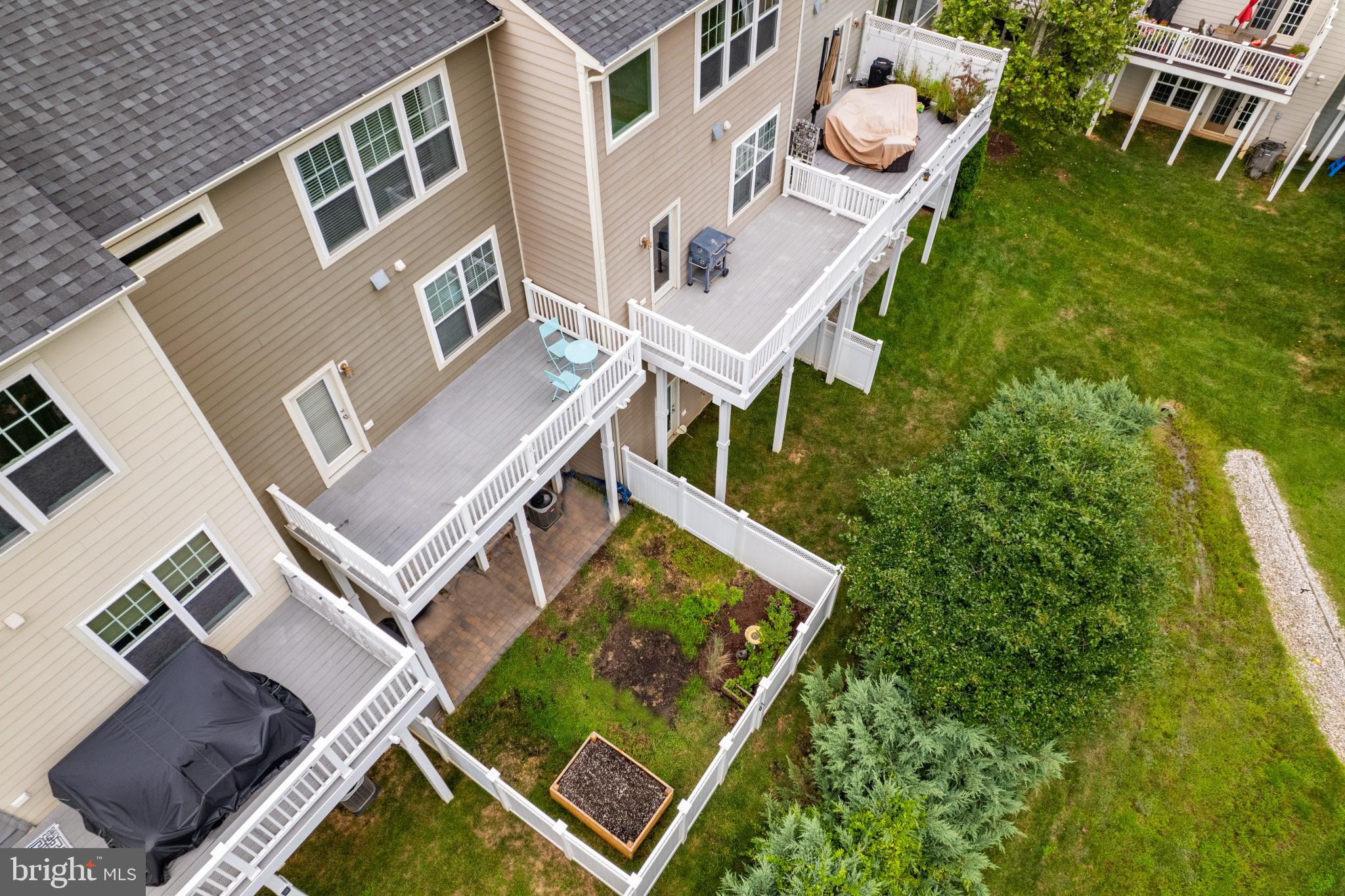 7907 Silver Oak Rd