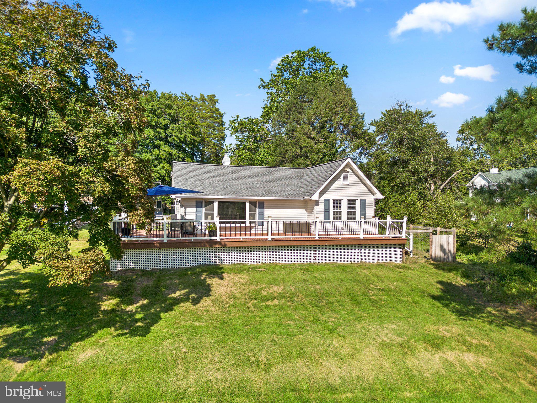 852 Maple Rd
