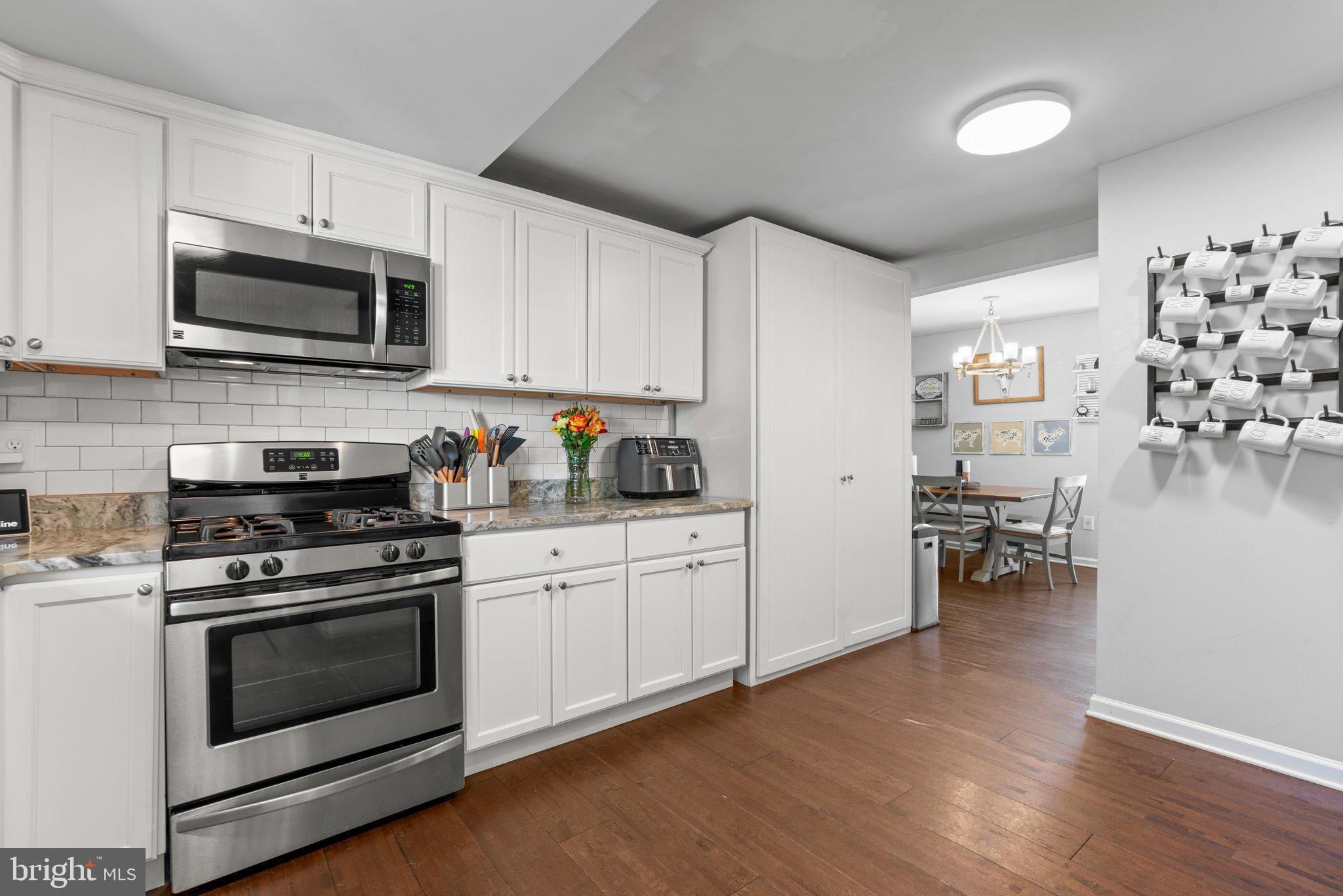 852 Maple Rd