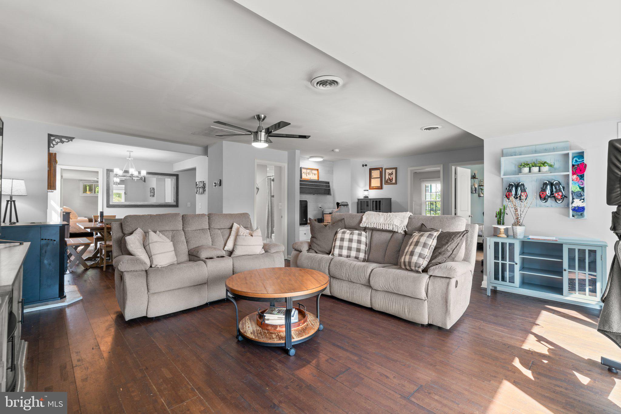 852 Maple Rd