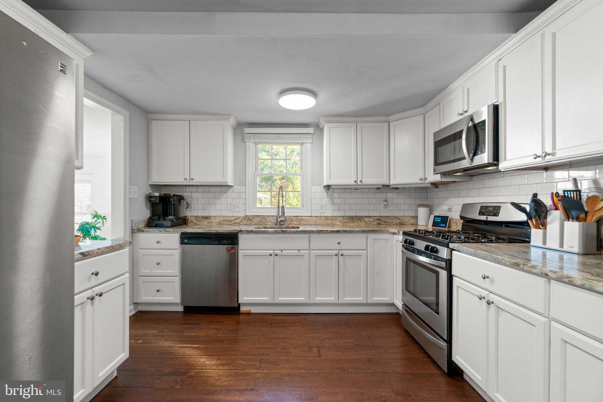 852 Maple Rd