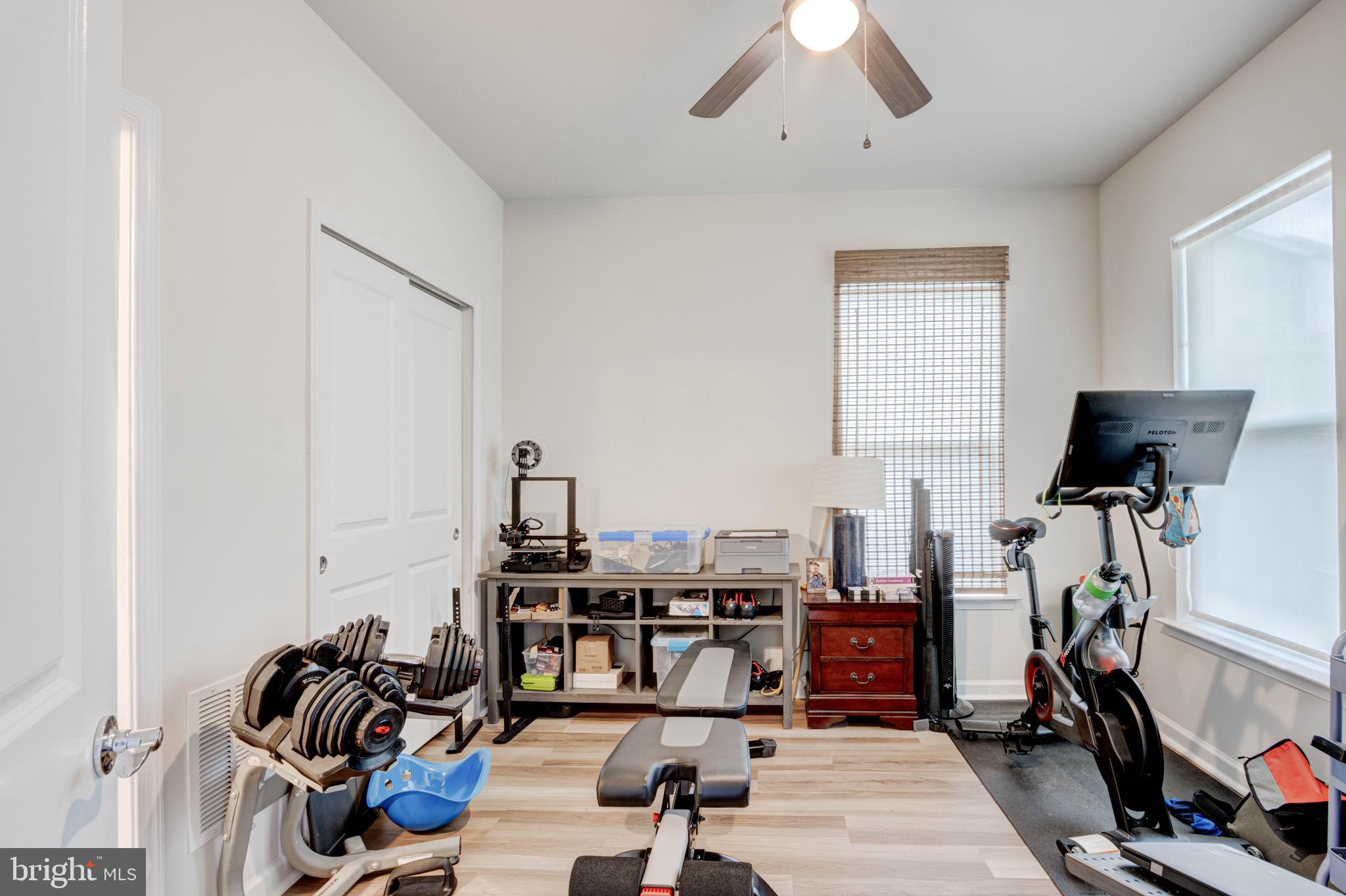 3326 Pitch Pine Dr