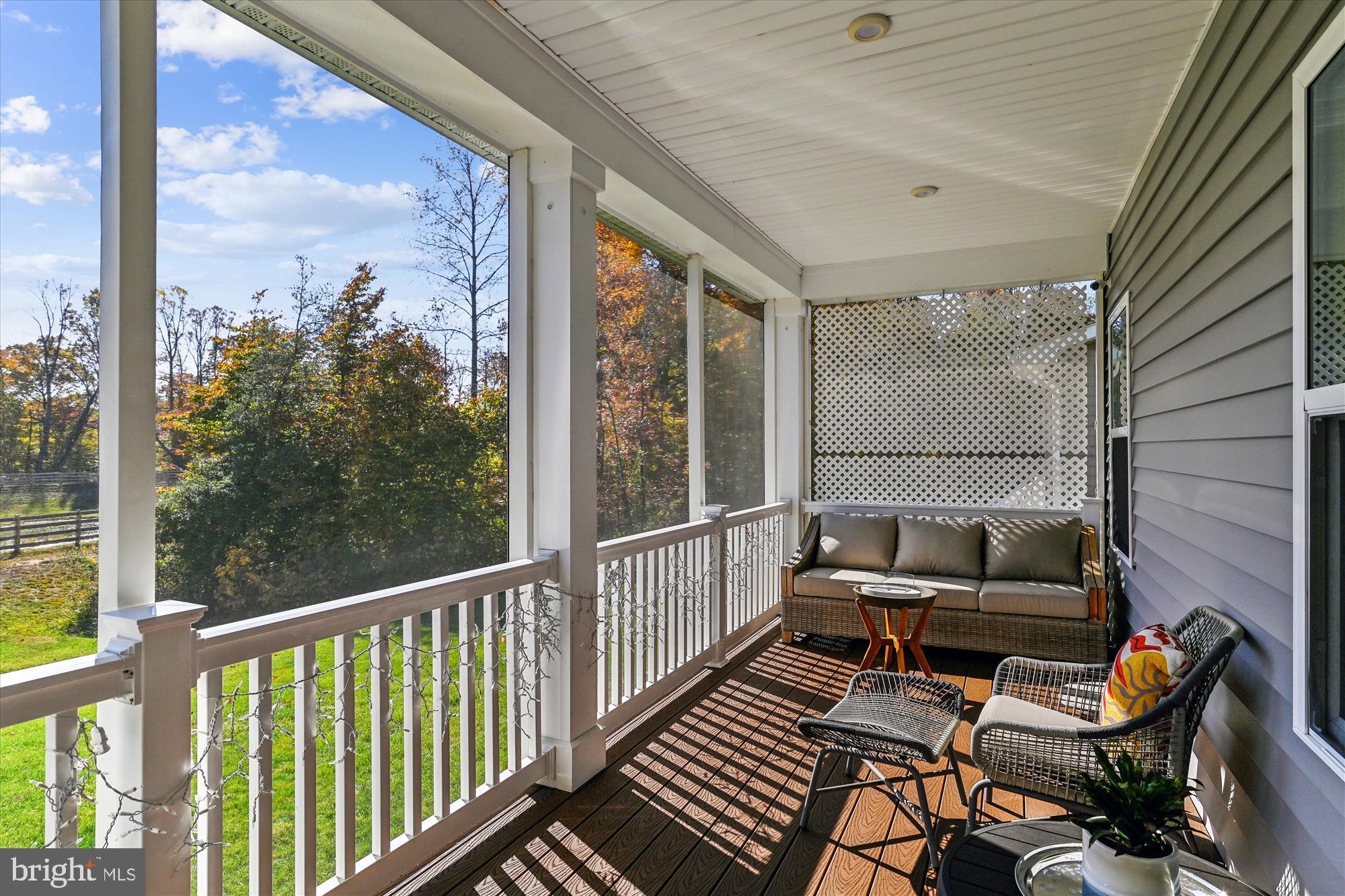 1555 Catbriar Way