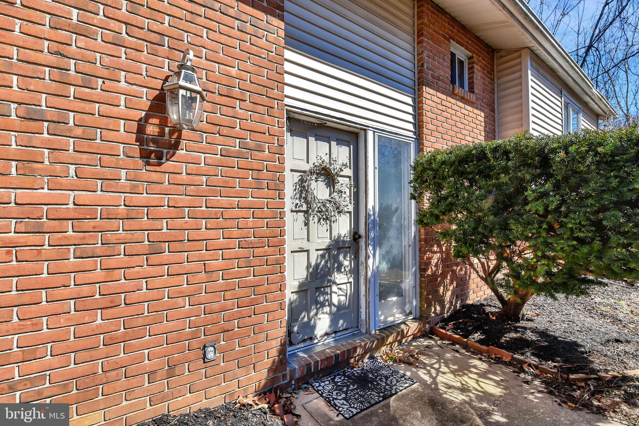 1000 Tudor Dr