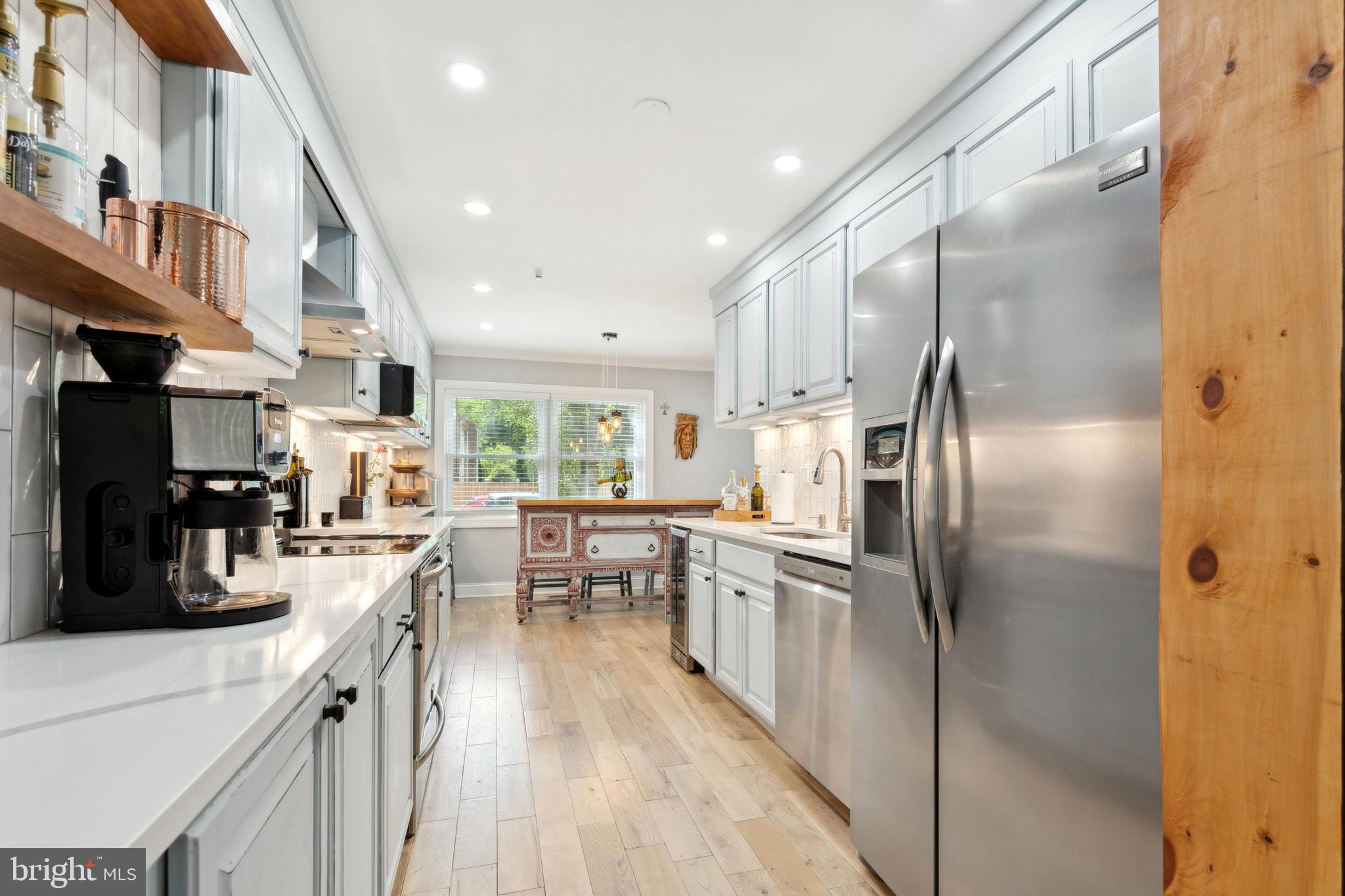 1643 Forest Hill Ct